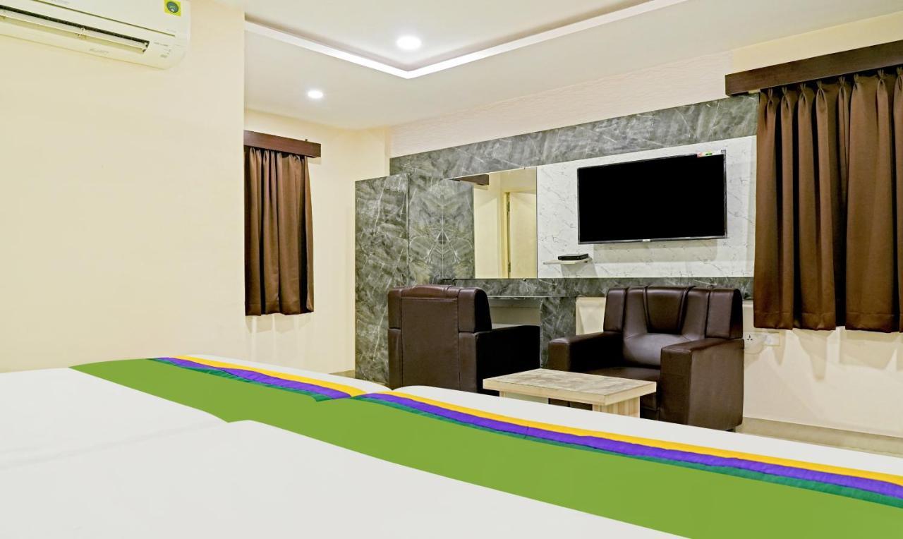 Treebo Trend Jsn Grand Vijayawāda Exterior foto