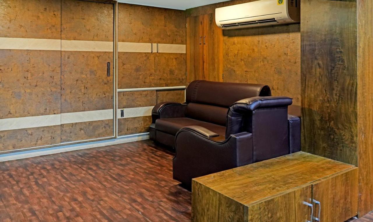 Treebo Trend Jsn Grand Vijayawāda Exterior foto