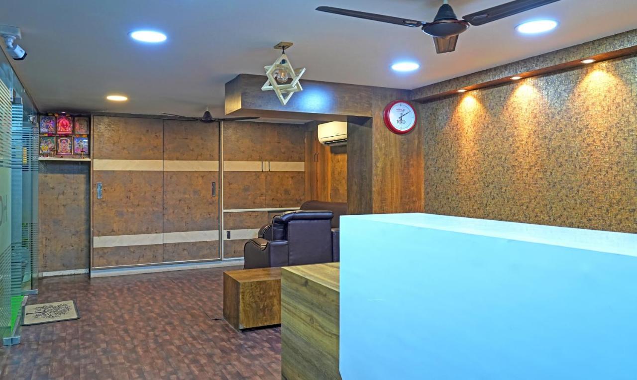 Treebo Trend Jsn Grand Vijayawāda Exterior foto