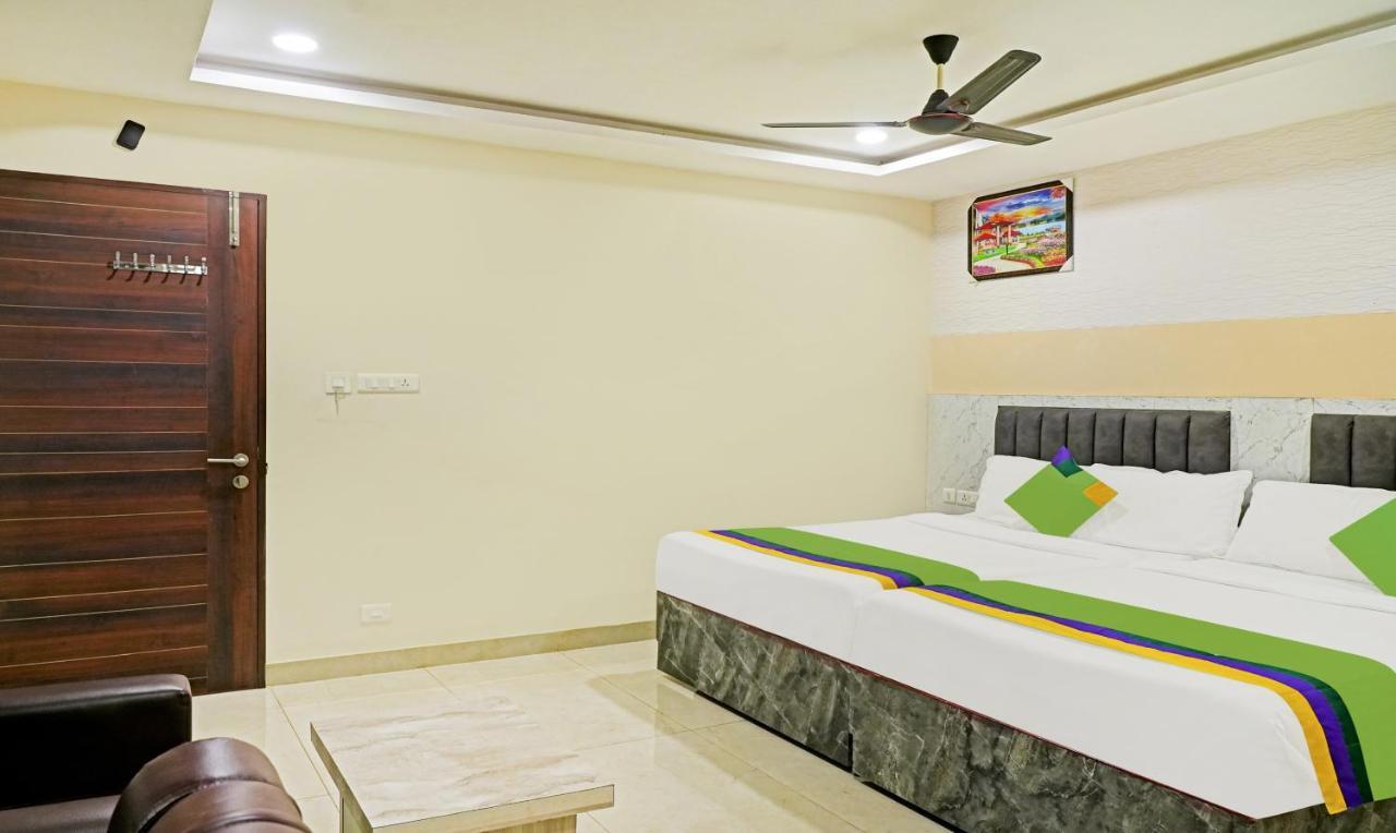 Treebo Trend Jsn Grand Vijayawāda Exterior foto